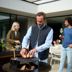 Venkovní gril a ohniště OFYR 75 corten - multifunkční gril v krásném designu (vč. příplatkového roštu Grill Round 75)
