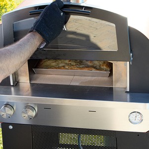 Stolní hybridní pec na pizzu Fontana Forni PIERO - výkonná pizza pec umožňující alternativní použití plynu nebo dřeva